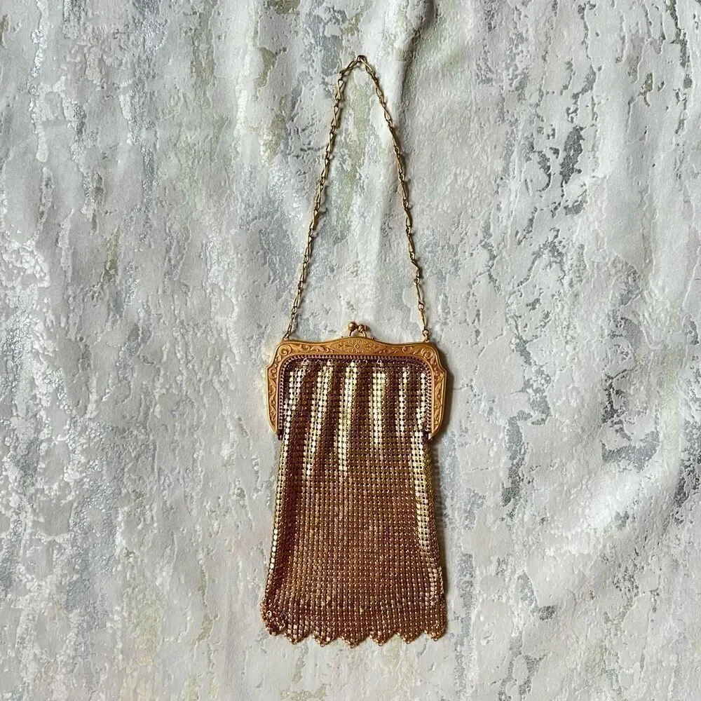 Whiting and Davis Art Deco Chain Mail Cigarette Holder Gatsby 1920s